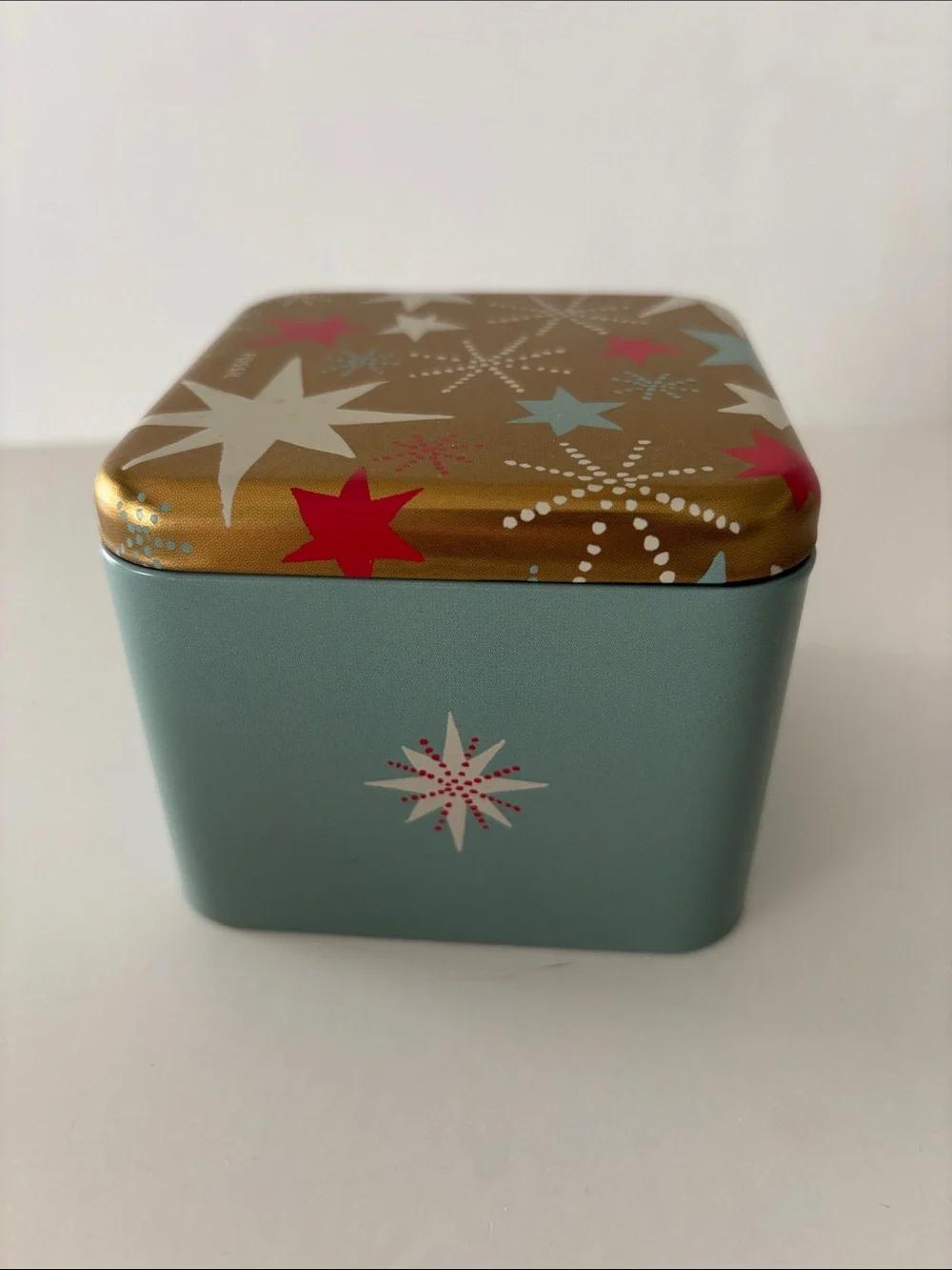 Fossil Holiday Themed Watch Tin Box